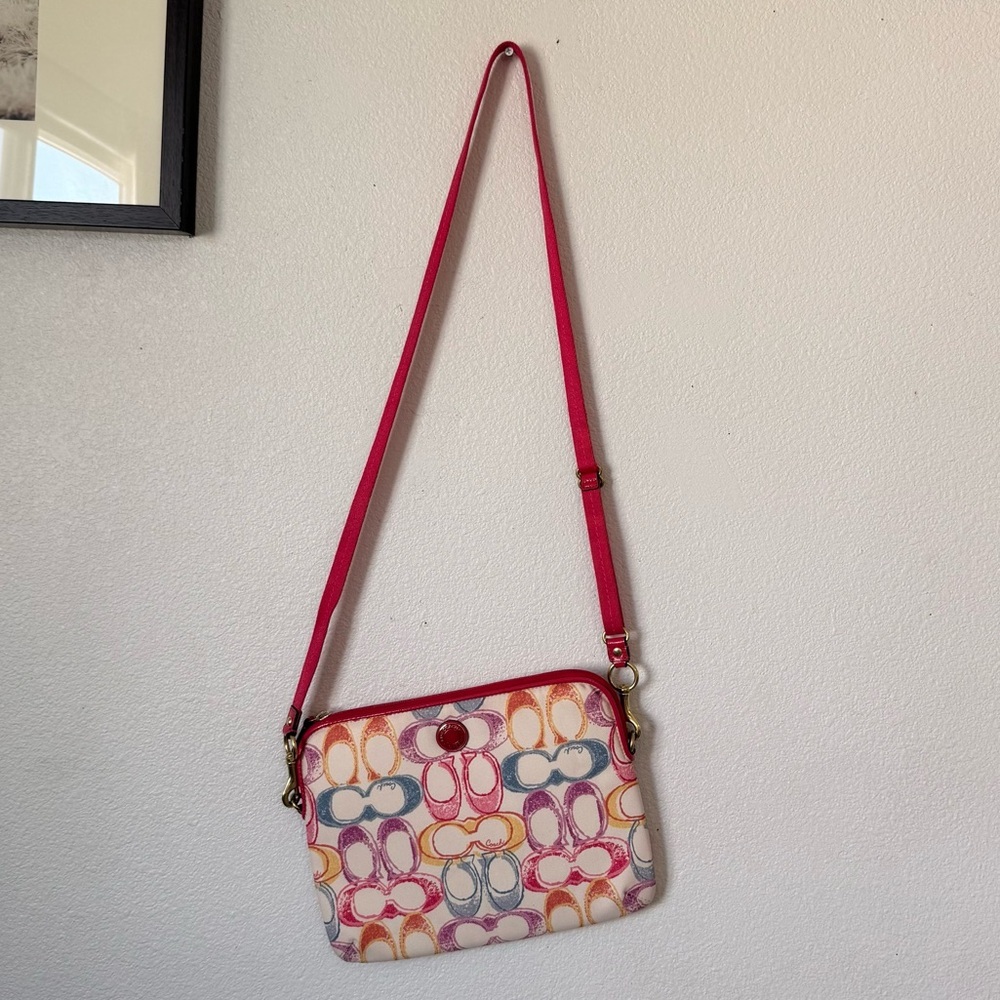 Coach F63594 Multicolor Padded Tablet Crossbody Adjustable 46" - Picture 2 of 11